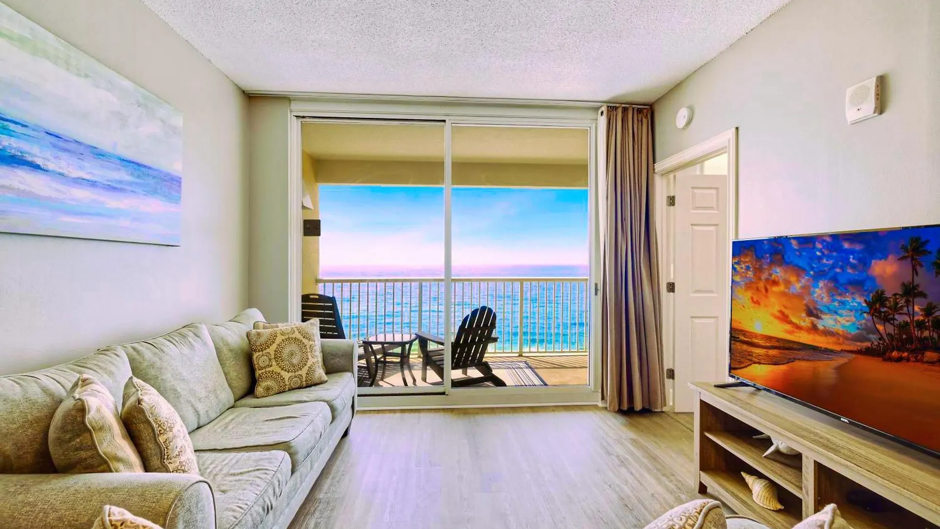 Gulf Views, Beachfront, Majestic Beach Resort Panama City Beach 0*,  Verenigde Staten